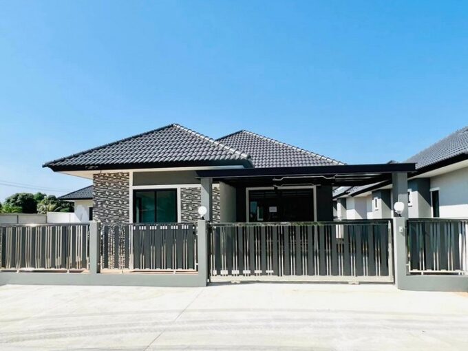 Newly Built House in Nong Plalai Pattaya for Sale, close to Regent International School