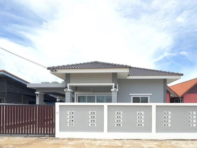 New House for Sale in Pattaya 3bedrooms 2bathrooms