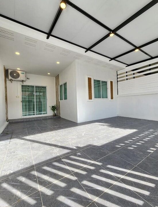 townhouse in pattaya for sale1
