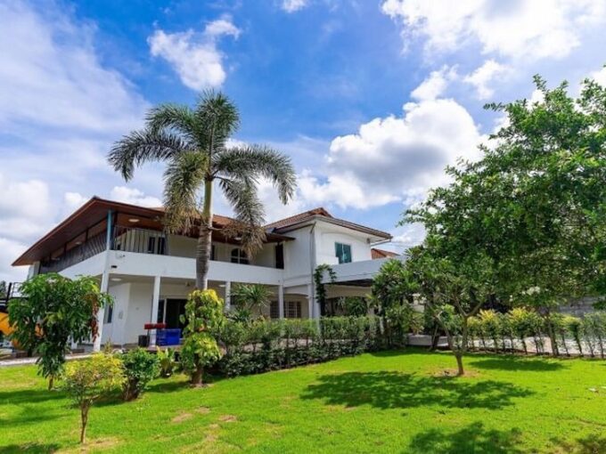 5bedrooms Pool Villa in Pattaya for Sale