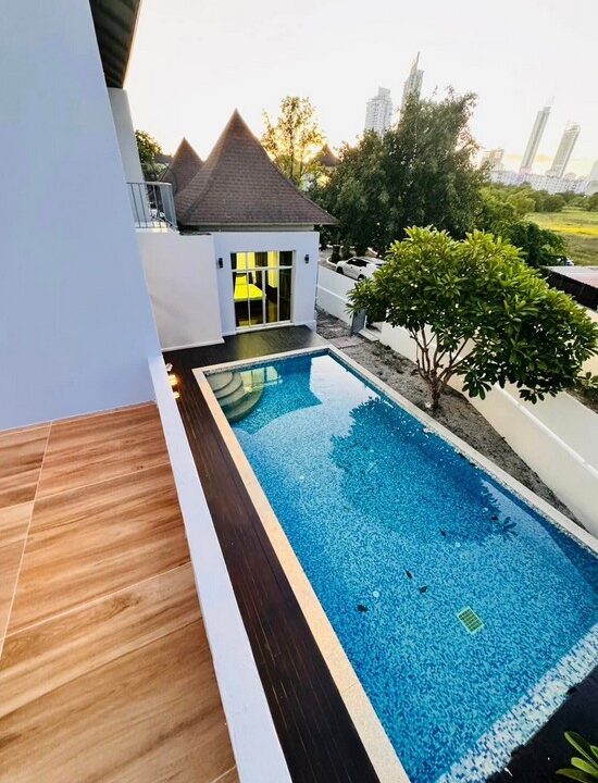 Modern Style Pool Villa for Sale in Pattaya14