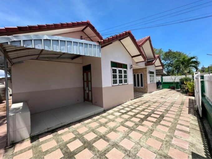 House near the Beach Na Jomtien Pattaya for Sale