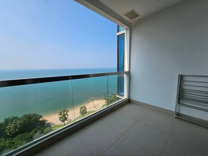 The Palm Condominium for Sale - Beachfront Condominium for Sale in Pattaya