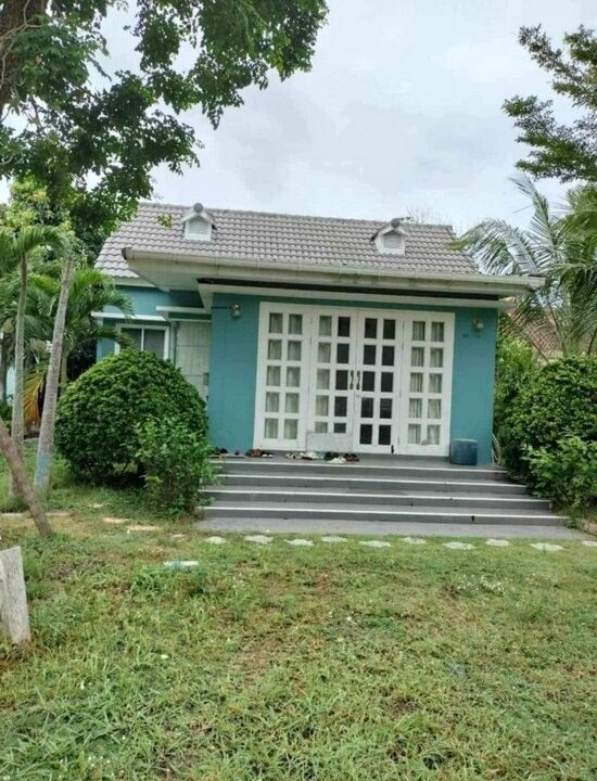 House near Mabprachan Lake Pattaya