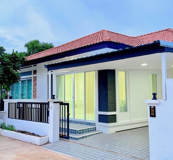 Semi Detached House in Pattaya for Sale