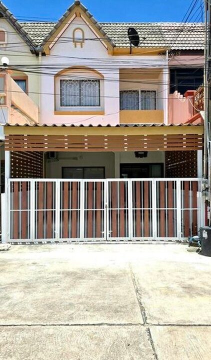 townhouse in pattaya for sale