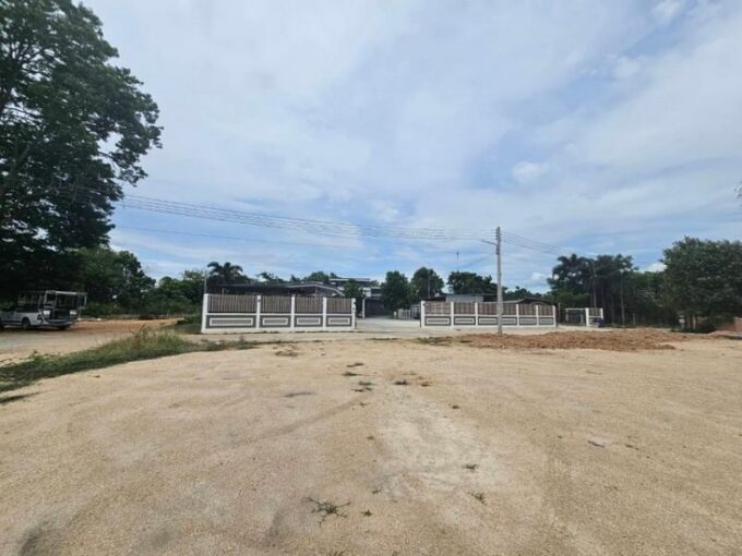 Land near Map Prachan Reservoir in Pattaya is available for sale