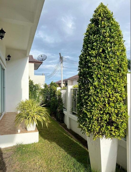 Modern Style House in Pattaya for Sale7