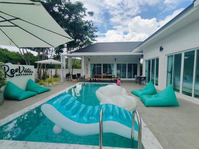 Pool Villa in Sattahip for sale