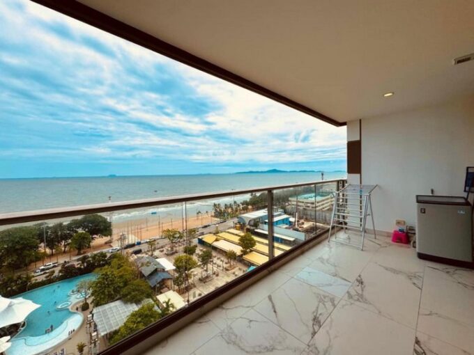 Copacabana Beach Jomtien 2bedrooms for sale