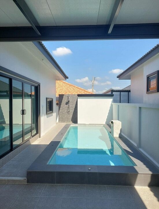 Pool Villa in Soi Siam Country Club Pattaya for Sale1