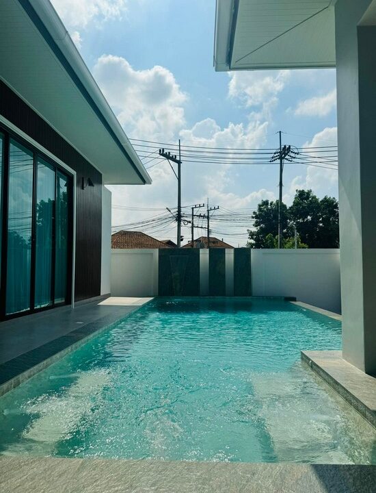 pool villa in Pattaya Soi Noenplubwan for sale28