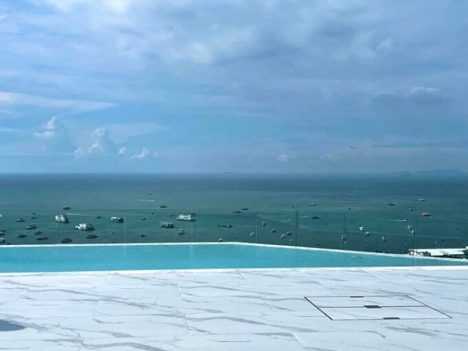 Arcadia Millenium Tower Pattaya for Sale