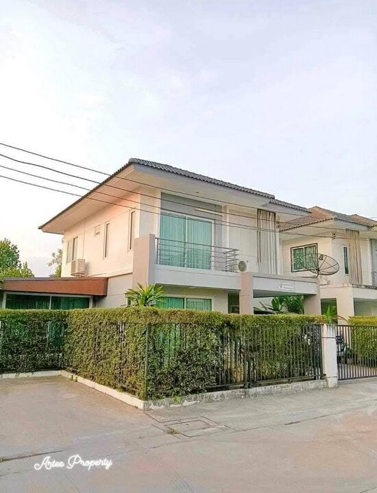 House in Prueksa Nara Pattaya for Sale