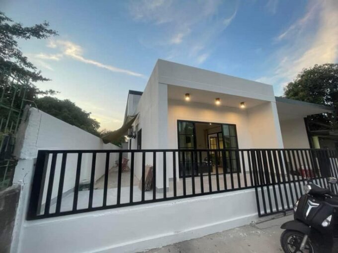 Modern Style House for Sale in Soi Noenplubwan Pattaya