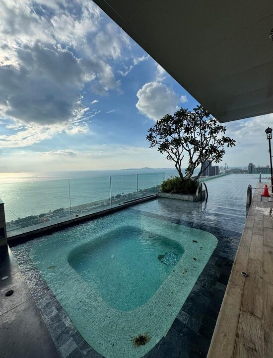 Penthouse Condo for Sale in Jomtien Pattaya