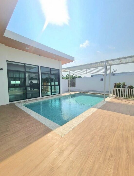 Pool Villa in Bang Saray for Sale16