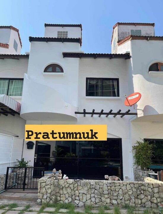 Townhouse for sale on Pratumnak Hills Pattaya