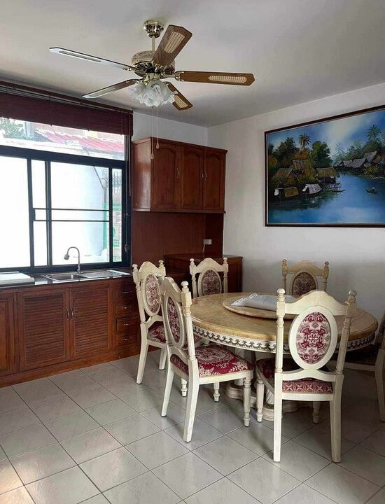 Townhouse for sale on Pratumnak Hills Pattaya2