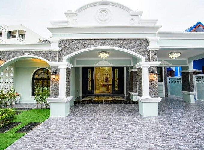 affordable luxury house in nakluae pattaya for sale