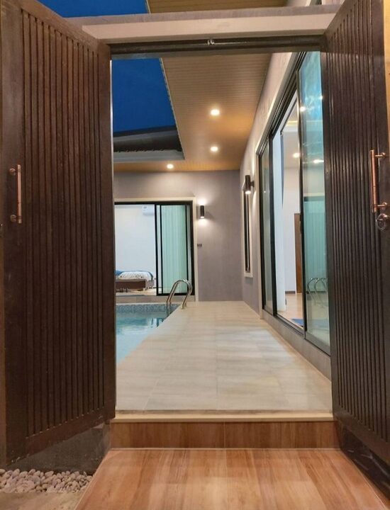 pool villa for sale in sattahip1