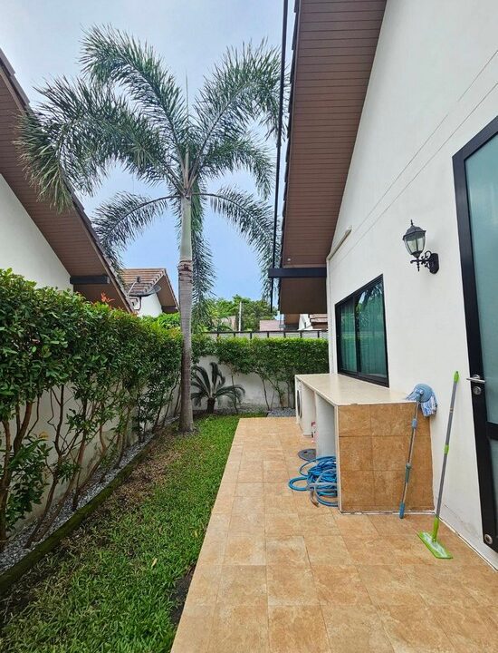 affordable pool villa for sale in Pattaya2